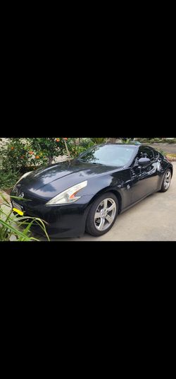 Nissan 370Z Coupe