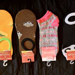 4 Pair Womens Socks