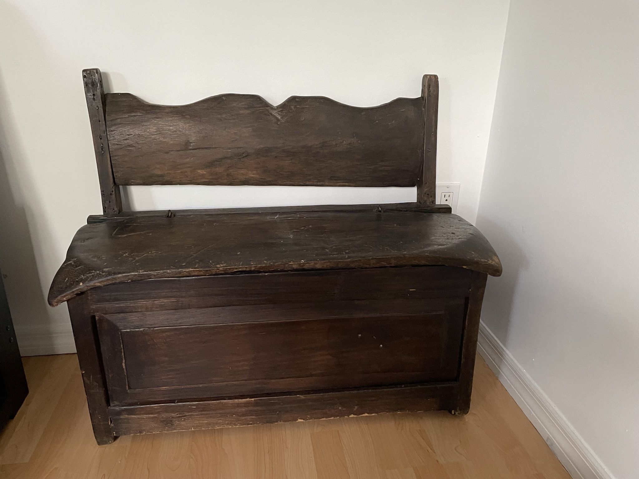 Vintage Trunk Bench