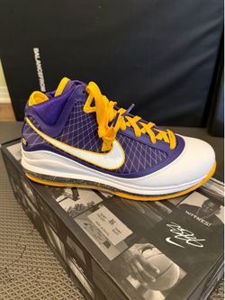 Nike men’s Lebron VII QS size 11.5