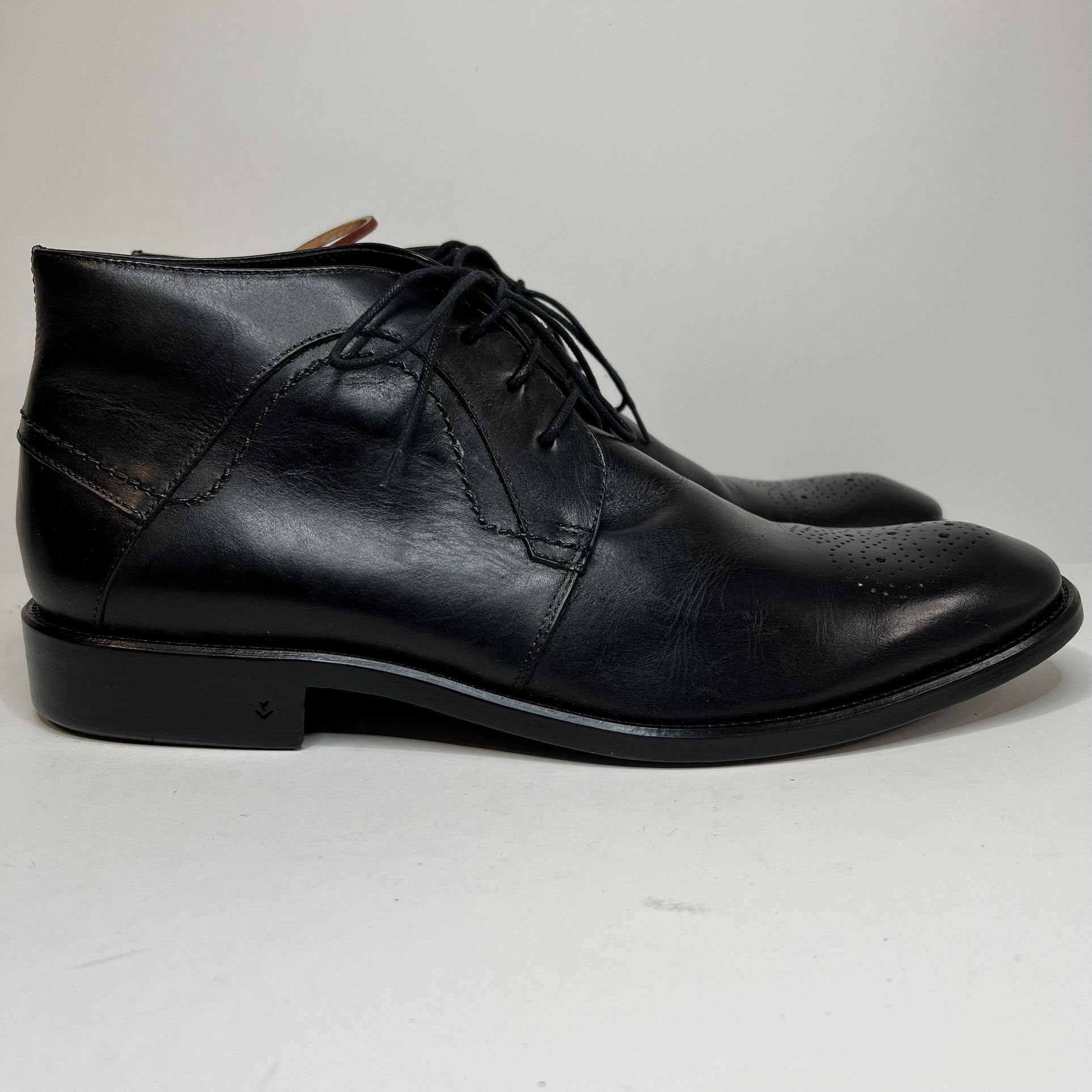 John Varvatos Black Chukka Leather Boots