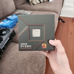 AMD Ryzen 9 7900X - 12C/24T Zen 4 AM5 CPU