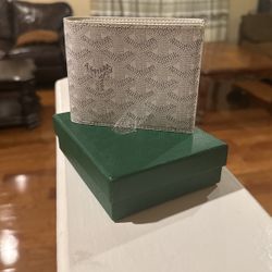 White Goyard Victoire Wallet 