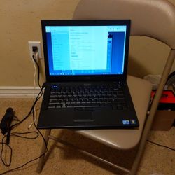 Laptop Notebook Computer Dell 14" Intel Core i7  Windows 10 Pro  4GB