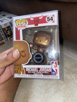 Funko pop Michael Jordan gold bronze 54 for Sale in Orlando FL