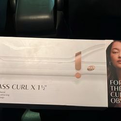 T3 Single Pass Curl X 1 1/2” White And Rose Gold Color 