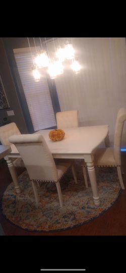 Dinning  Table With 6 Chairs 
