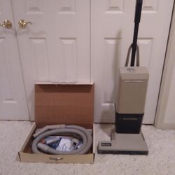 Electrolux Discovery Upright Vacuum