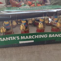 WORKING Santa's Marching Band 