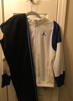 Boys Air jordan track jacket and pants size m/l 12-13yrs