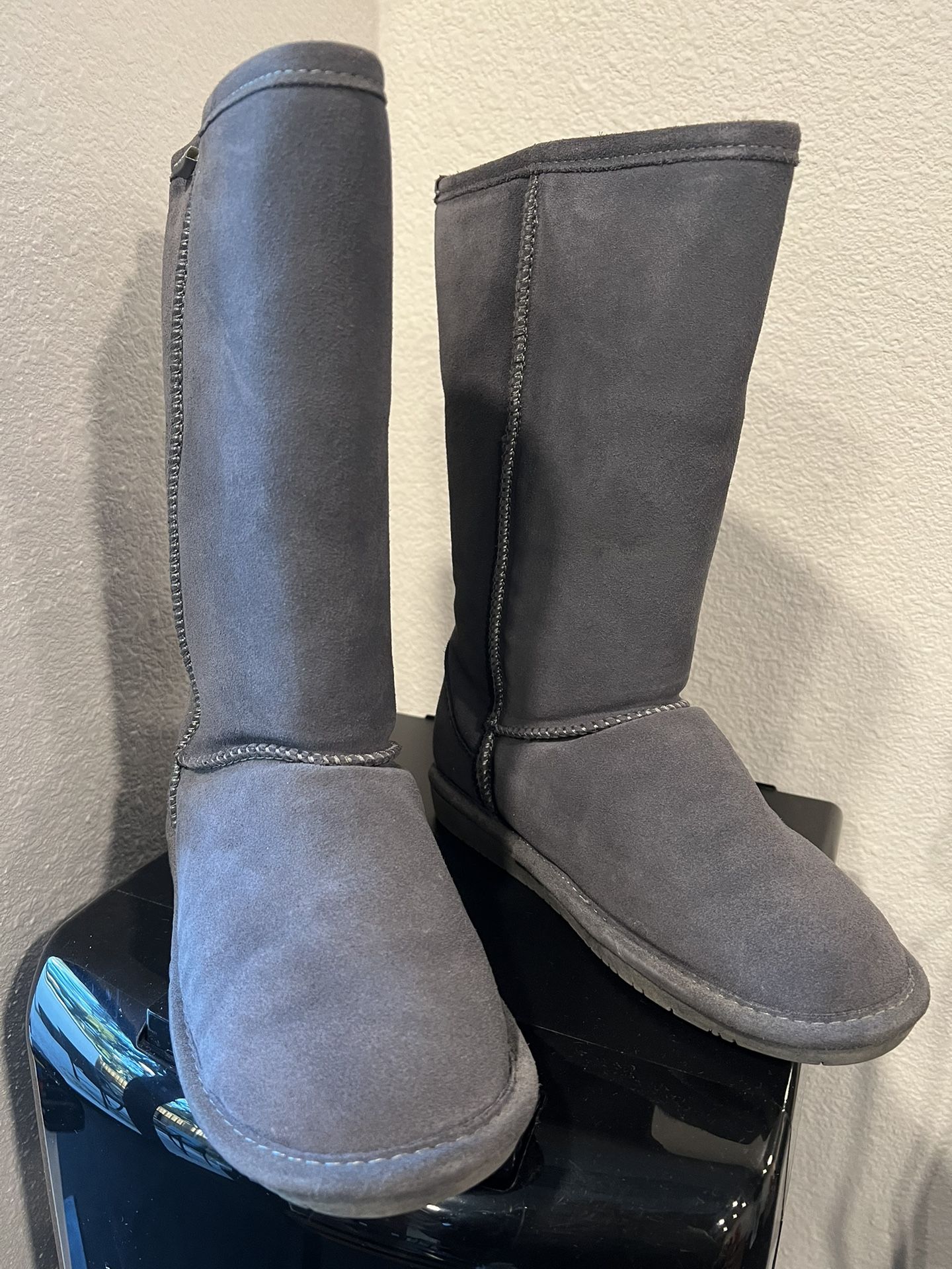 BearPaw - Tall Gray Snow Boots, Size 8