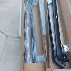 NEW ROOF RACKS FOR SORENTO OR SMALL SUVOR CAR