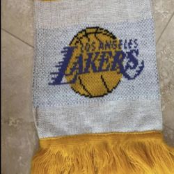 LA LAKERS knit scarf w/fringe 80”L x 7-8”W. Very good condition. For man Or Woman