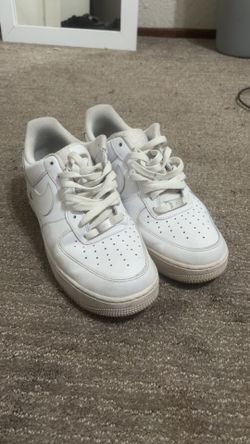 Air Force 1s Men’s 9.5