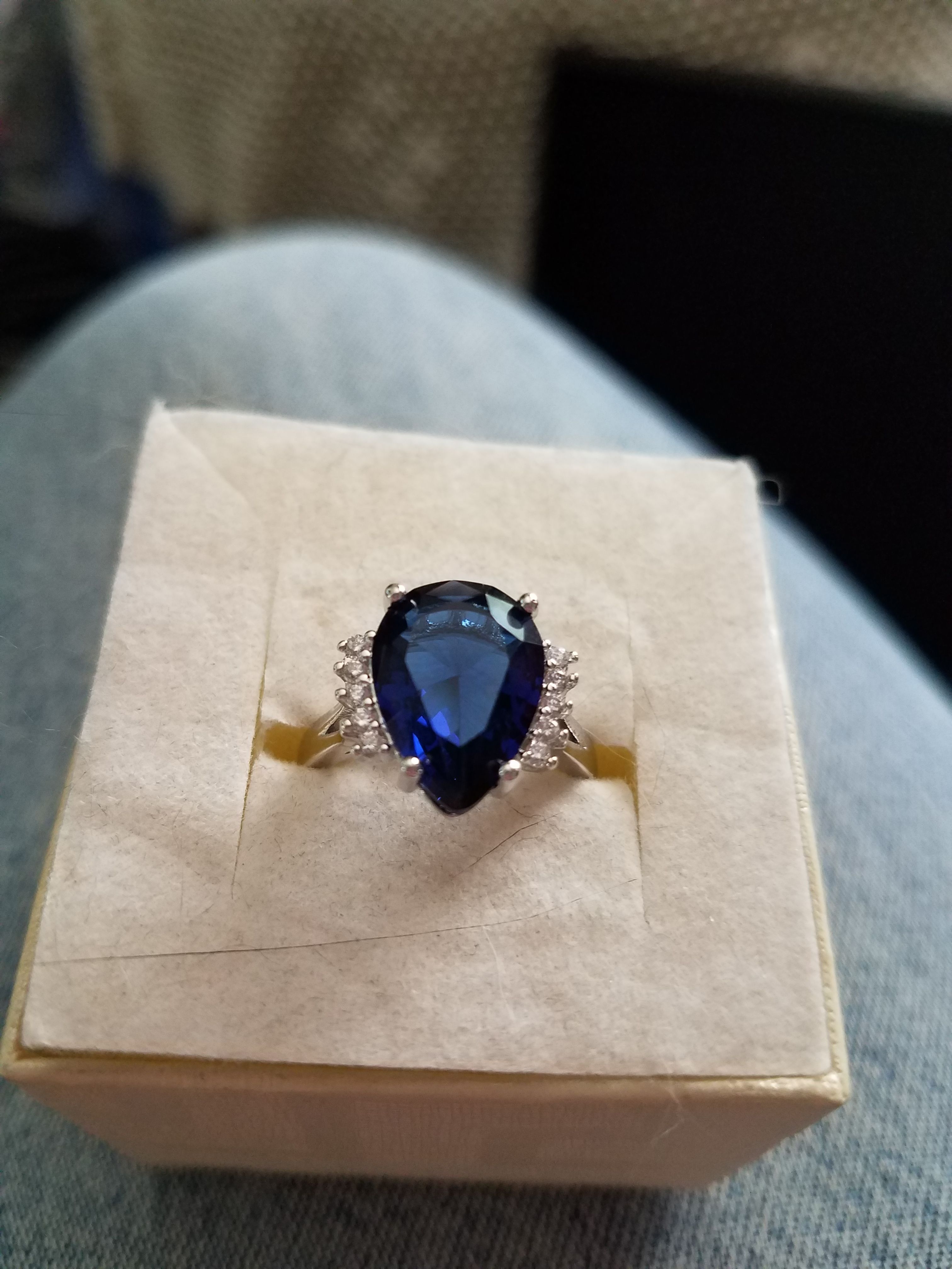 Pear sapphire ring