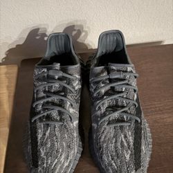 adidas Yeezy Boost 350 V2 MX Dark Salt Men's Size 12 Used With Box ID4811