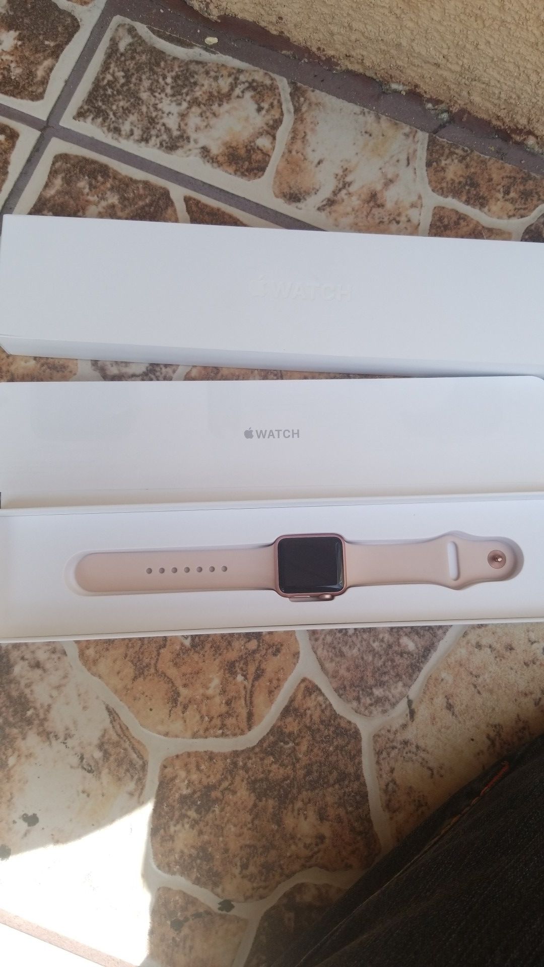 Apple 38mm rose gold watch