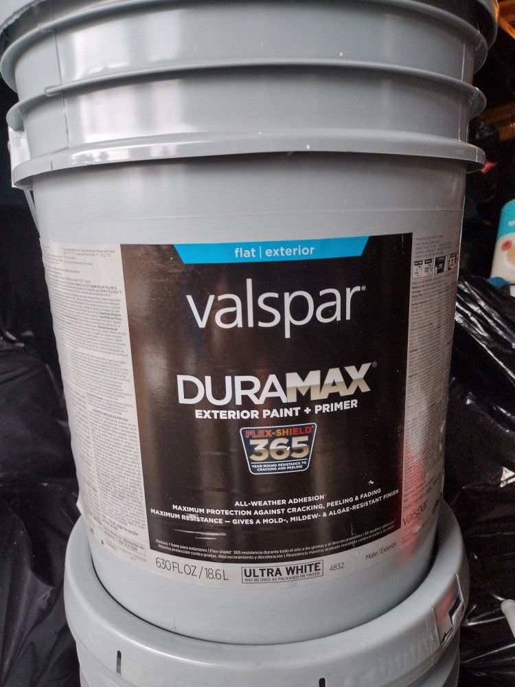 Valspar "Duramax" Exterior Flat 5 Gallon Paint