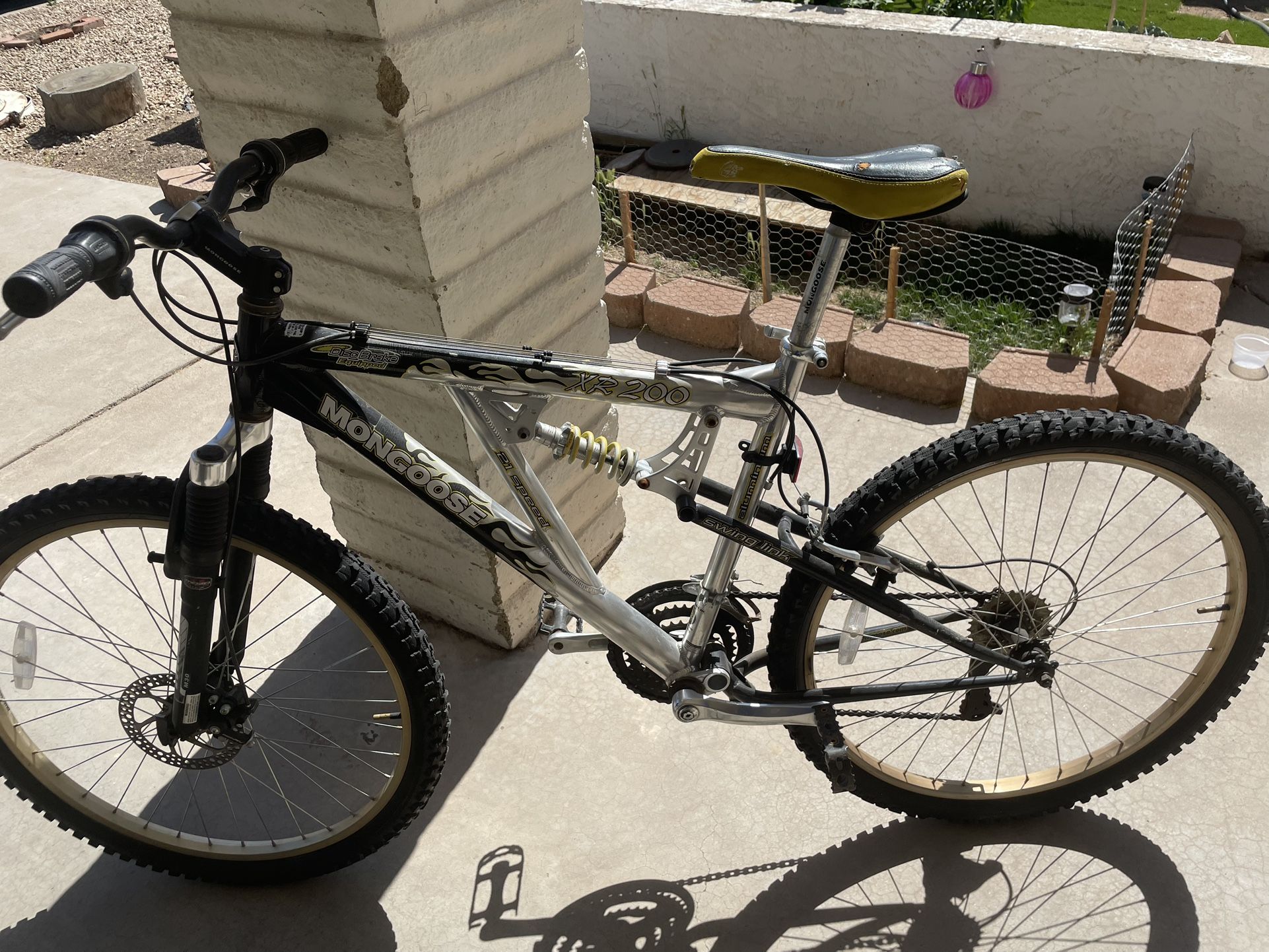 Mongoose XR 200 21 Speed - Main Image