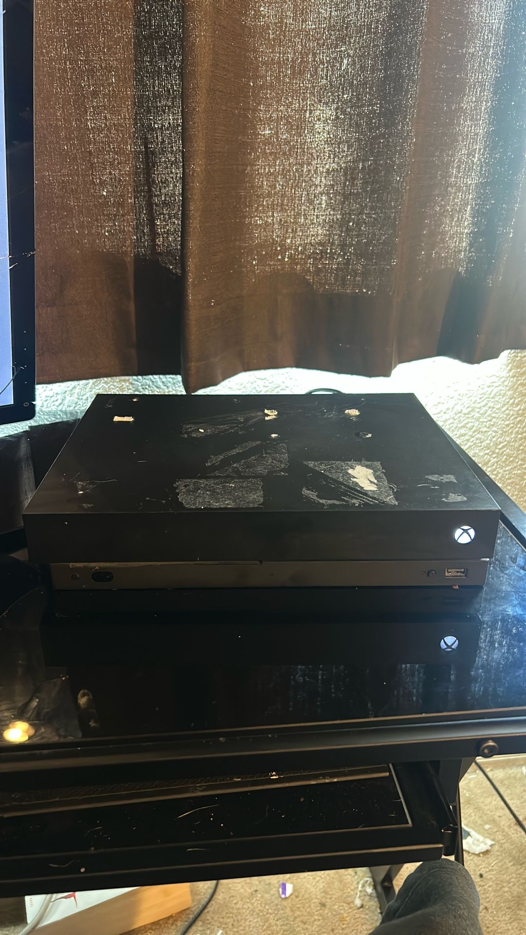 Xbox One X