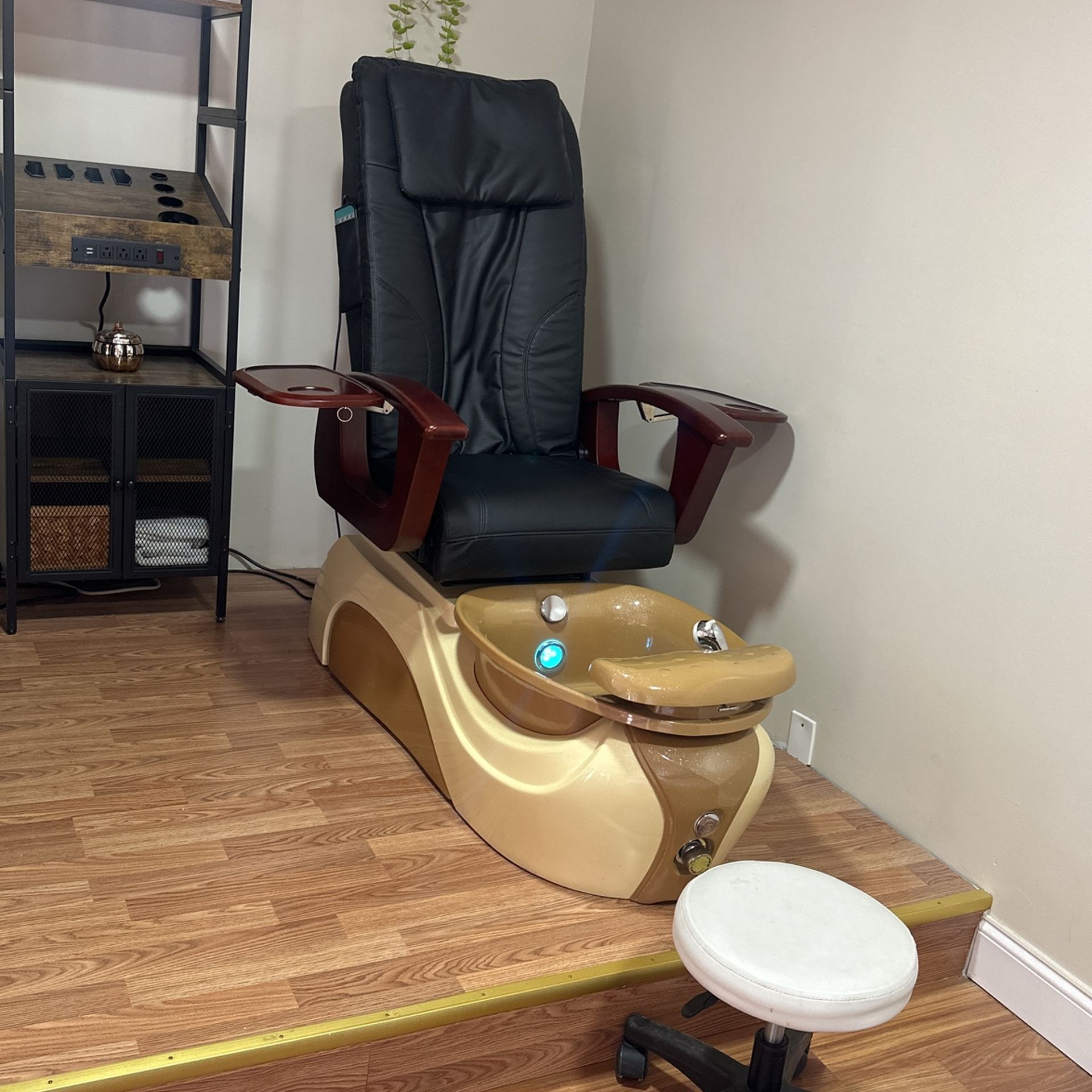 Pedicure Chair