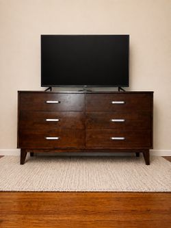 MCM style dresser or TV stand