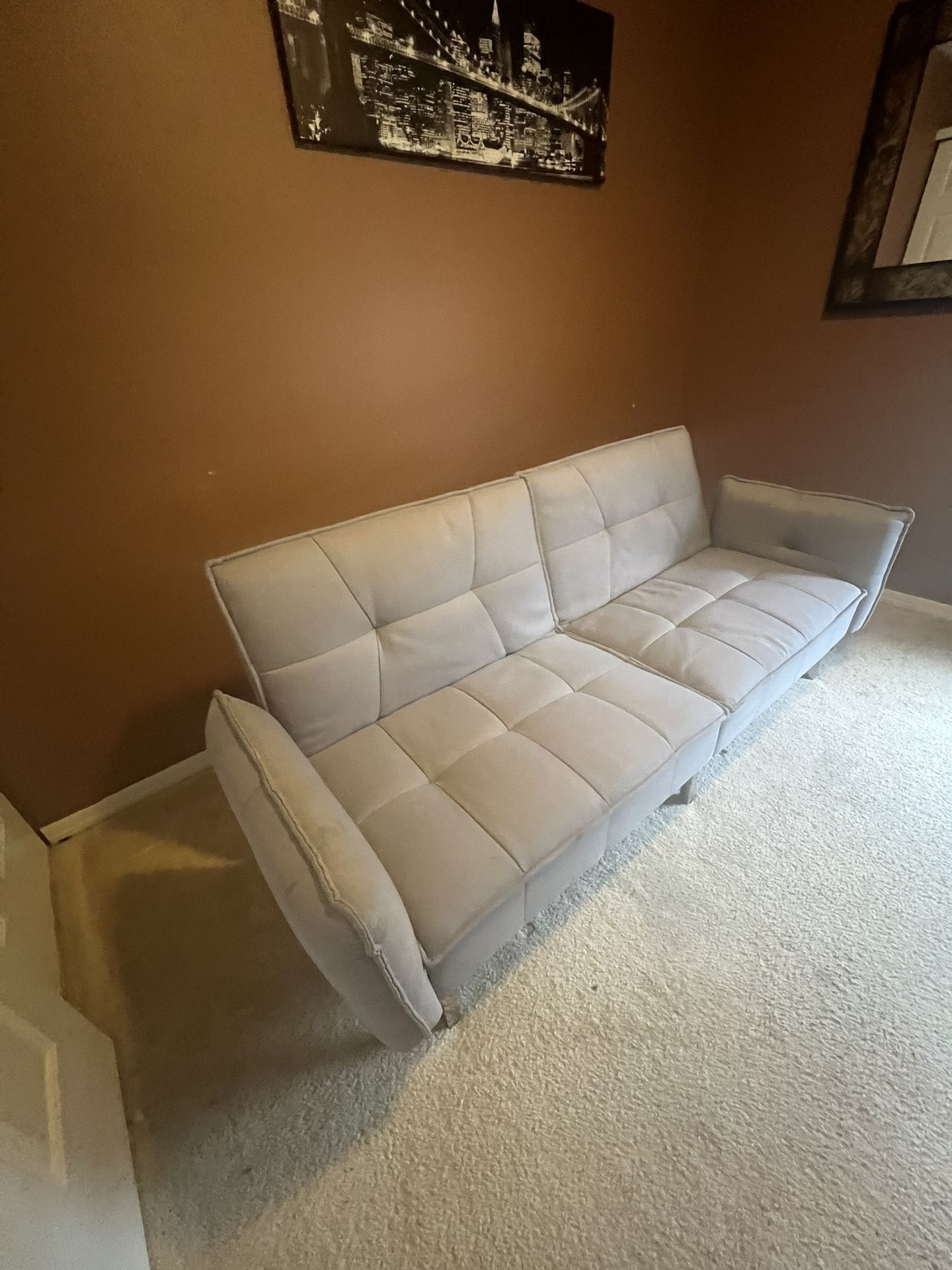 Gray futon