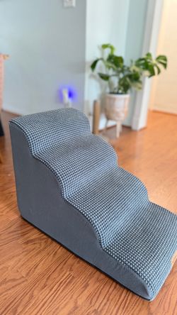 Foam Dog Stairs for Bed or Couch – Small Pet Steps