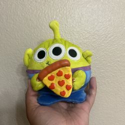 Disney Snackles Toy Story Alien With Pizza Plush 🛸🍕