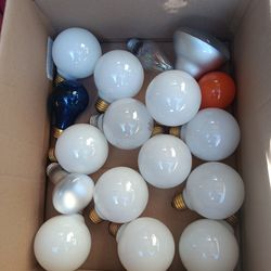!! Box Of used light bulbs  all work