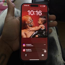 iPhone 16 Plus