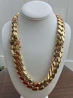 18k 22M 22inch Cuban Necklace
