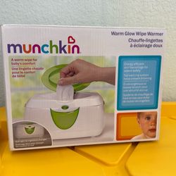 Munchkin warm wipes