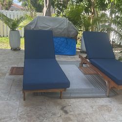 Set Of 2 SAFAVIEH Outdoor Collection Newport Natural Built-in Side Table Adjustable Chaise Lounge Chair