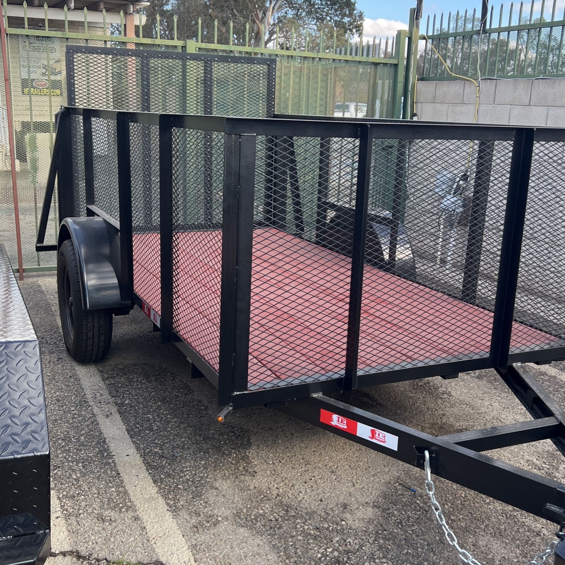 UTILITY TRAILER 5x10x3