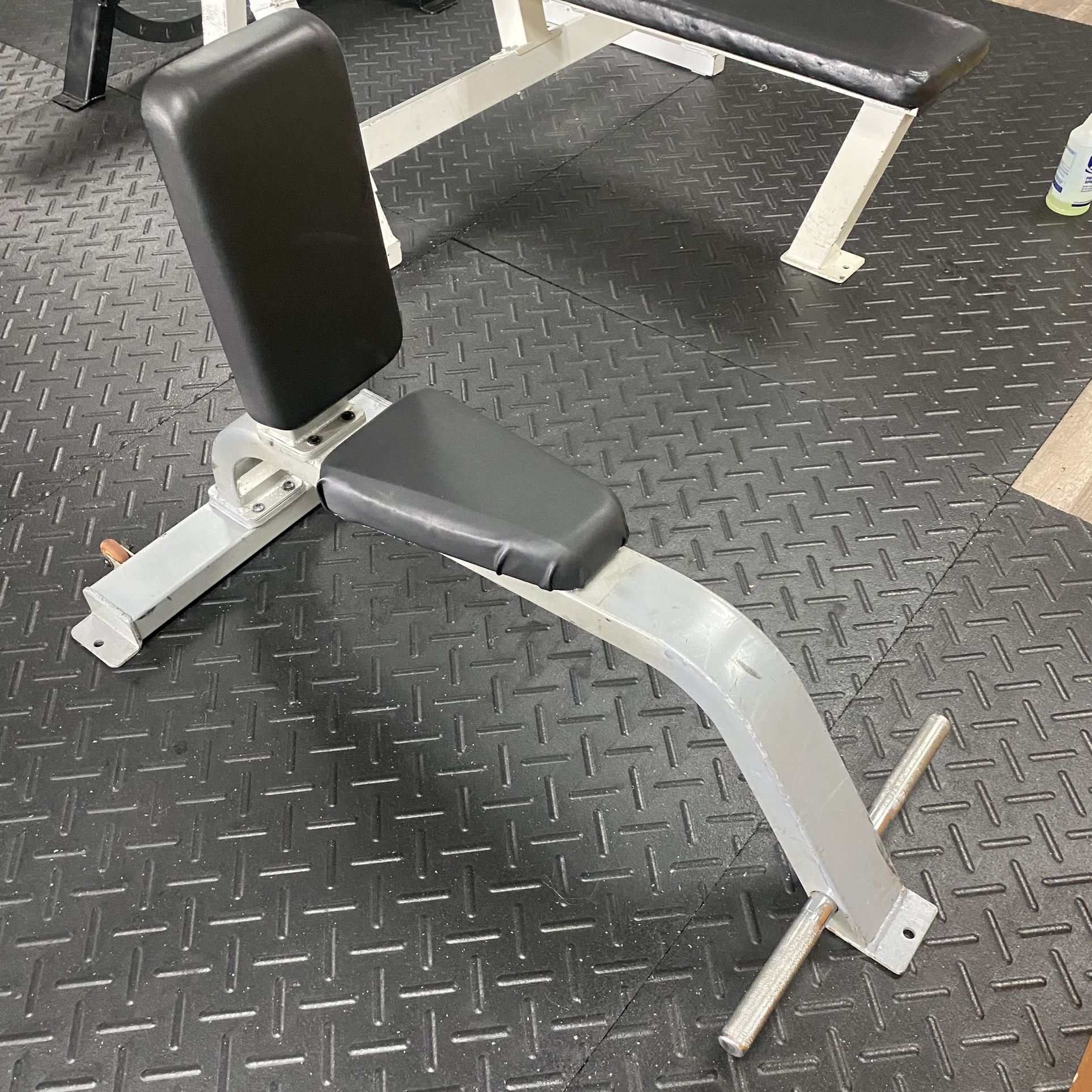 Precor / Icarian Upright /Ulitity / Military / Shoulder Press Weight Bench