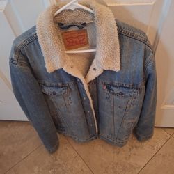 Levi's Men's L Sherpa lined Trucker Jacket