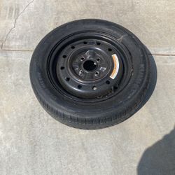 Tire/ Llanta