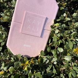 KAYALI YUM BOUJEE MARSHMALLOW | 81 Eau de Parfum Intense