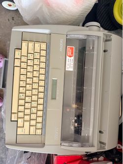 Brother SX-4000 electronic typewriter