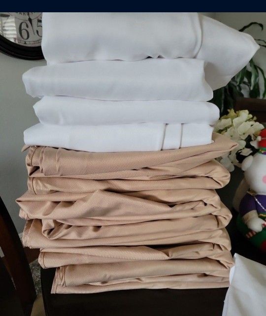 Round Banquet Table Covers, 18 Large Size