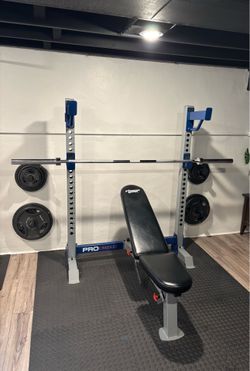Free weights with heavy duty bench