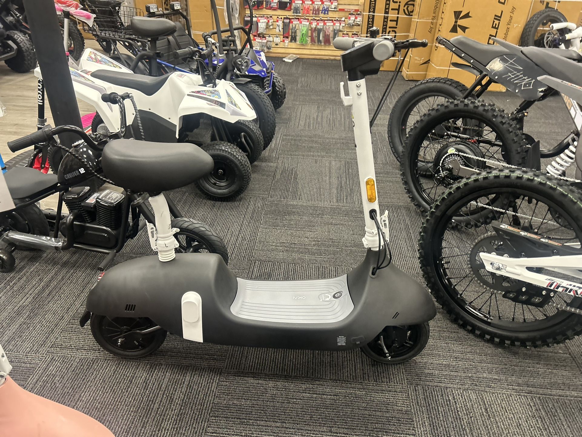 Okai Pro EA10C W/Foldable Seat 36V 350W/48V