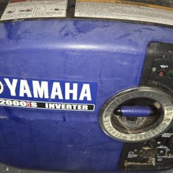 Yamaha EF2000IS Generator