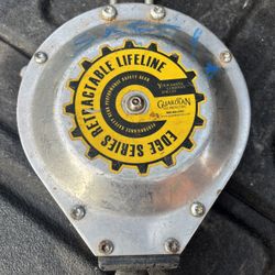 Guardian 30’ Retractable 