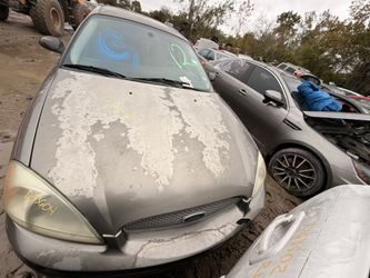 2004 Ford Taurus Parts