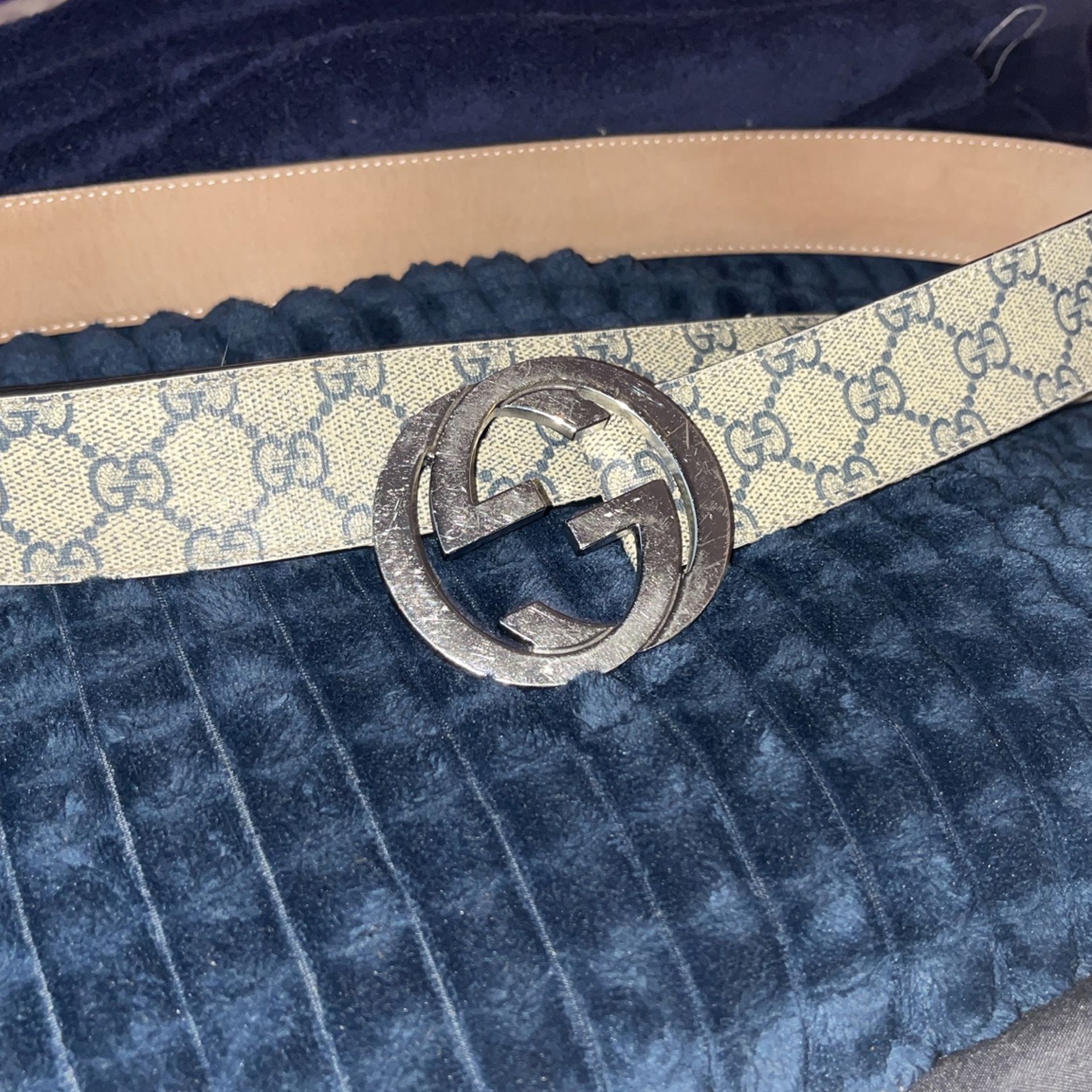 Gucci Supreme belt 