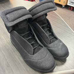 Maison Margiela Futures Size: 11