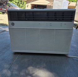GE air conditioner 12000 BTU