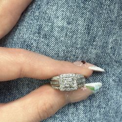 Diamond ring white gold 